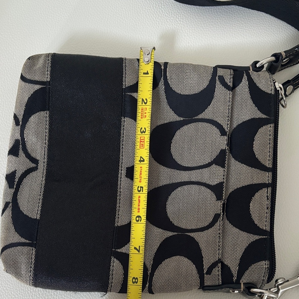 Coach Monogram Crossbody Bag With Adjustable handles ( PREOWNED) - Picture 8 of 15